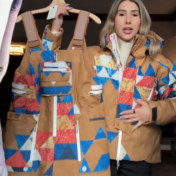 FP Movement Free People Care On The Ascend Pattern Bib Ski Snow Pants Overalls - Picture 10 of 14